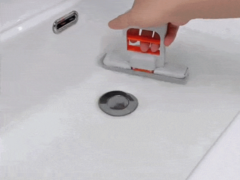 Soaks it up in seconds