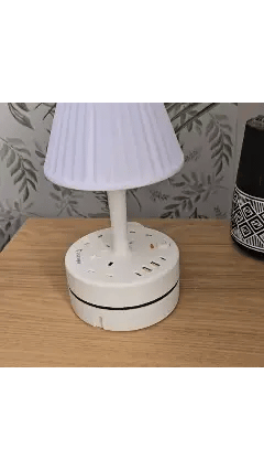 LIGHT UP WITH ONE HAND