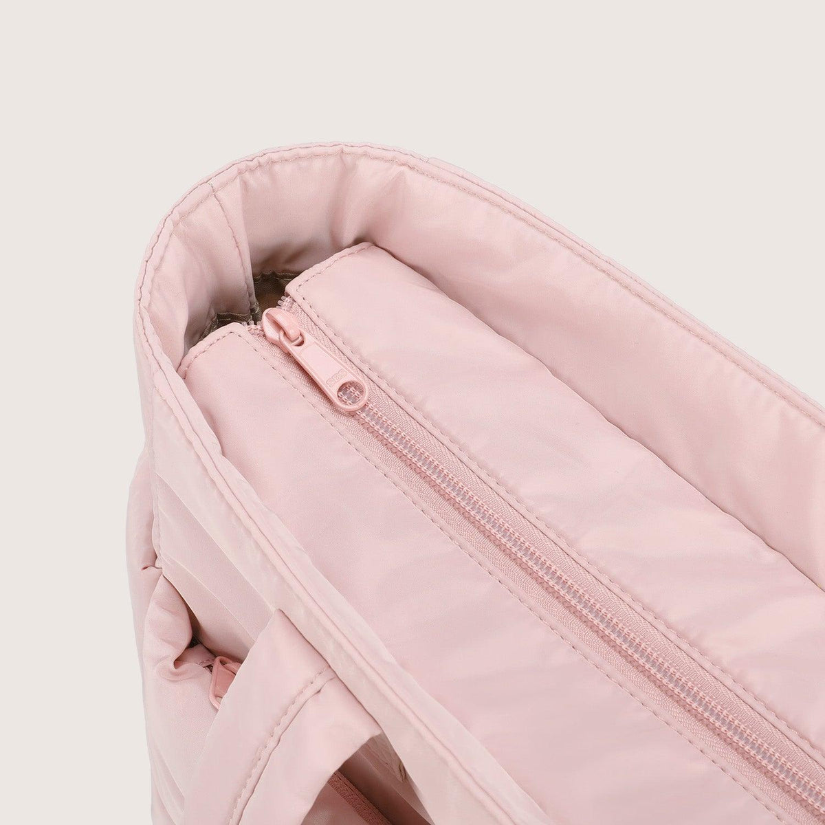 Quilted Puffy Tote Bag - Stylish, Roomy 20L Everyday Carryall 8