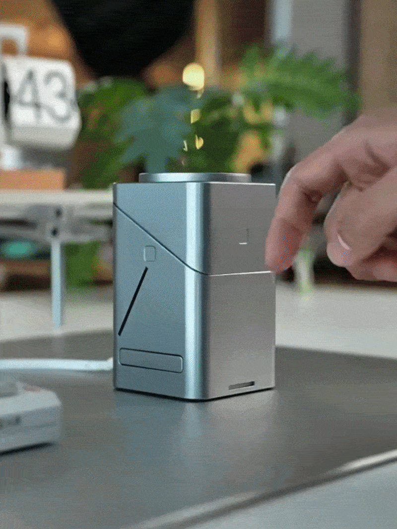 One socket. Zero clutter.